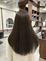 ルイ(ROUIS produced by LUCK 津田沼) カール/セミディ/シアーカラー/姫カット/オリーブブラウン