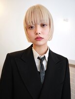 トゥコ(tuco)&nbsp;ホワイトブロンド　金髪　抜きっぱなし　ミニボブ　韓国