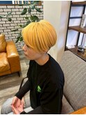 メンズライク刈り上げ×アシンメトリー×抜きっぱなしブリーチ