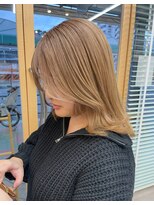 オリビアヘアー(OLIVIA HAIR) 柔らかく透明感のあるミルクティーベージュカラー