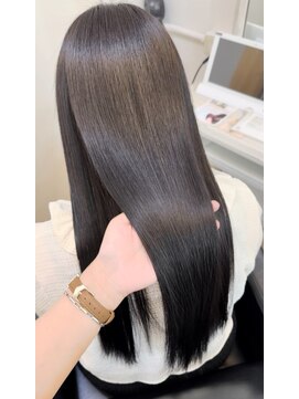 キーバイイオエ(kiy. by ioe) ダークアッシュ/似合わせカット/ミディアムレイヤーカット