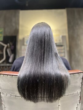 サンカリ 真法院店(SANKARI) 髪質改善で叶う、透明感グレージュストレート