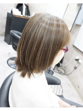 ヘアテリア リュウ 大塚(hair teria ryu) ハイライト/ミルクティベージュ/ミディアムウルフ