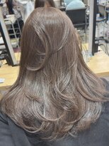 ロア フィリア(LORE Philia)&nbsp;ブリーチなしダブルカラー/レイヤーカット/髪質改善/グレージュ