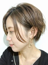 ワールド美容室 ショートカット