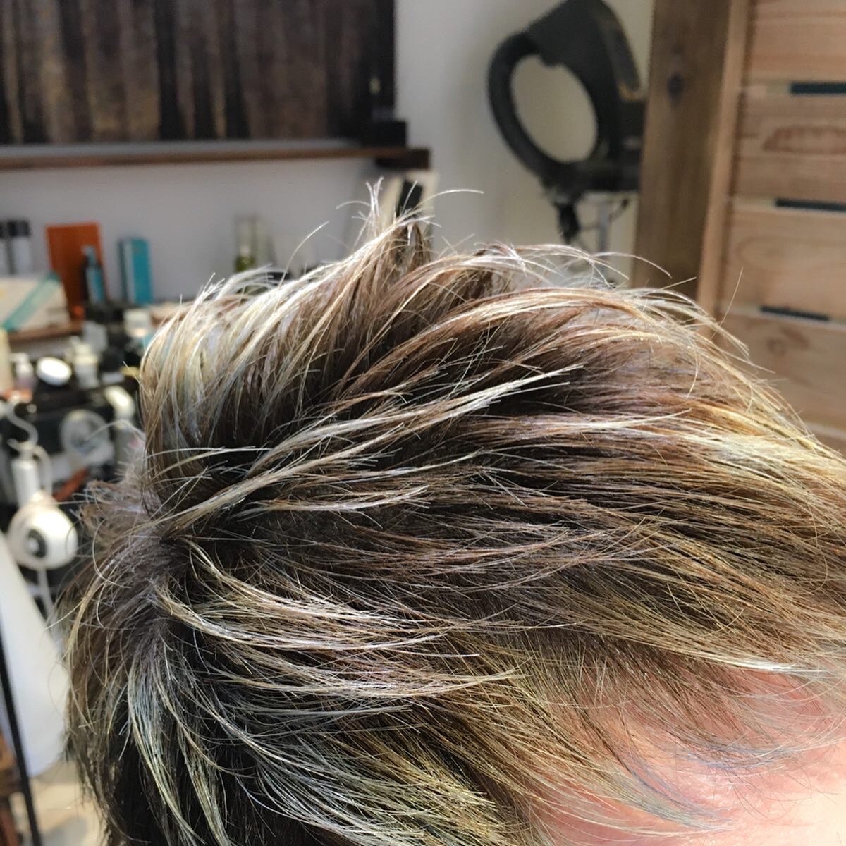 ツーブロックスタイルバレイヤージュカラー：L062447641