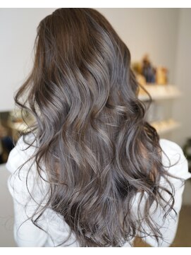 レガシーヘアーデザイン(Legacy hair design) グレージュハイライトカラー