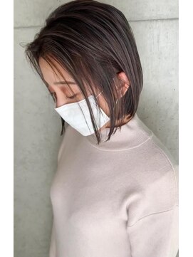 ネオリーブセブン 御茶ノ水店(Neolive 7) 細めグレー系ハイライト