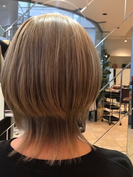 リリアンドミー(Lyri & Mii) ウルフヘアー