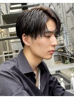 フィフス(fifth) センターパート/ナチュラルストレート/ツーブロック