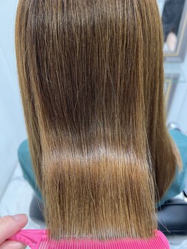 エスカーラ 表参道(THE ESCALA) @m_ayu/髪質改善縮毛矯正/シルキーベージュ/タビラマユミ