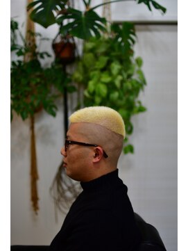 メンズヘアー スプレンド ソフトモヒカン