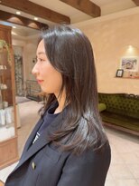 ビュートリアム265(BEAUTRIUM 265)&nbsp;アッシュブラウン/ロングレイヤーカット/韓国/顔周りカット/銀座