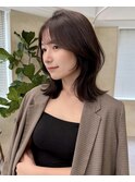顔まわりレイヤー大人可愛いミディアム