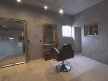 バーミリオン(vermilion)の写真/髪に優しい商材を取り揃え、髪質やお悩みに合わせてご提案◎癒し空間と高技術のカットで心も髪も整えます◇