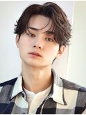 フェザーパーマセンターパートニュアンスパーマ韓国マッシュ黒髪