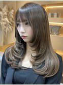 10代20代30代髪質改善小顔ロングレイヤーカットグレージュ