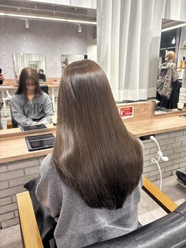 オリーブブラウン