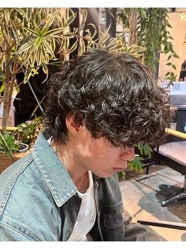 フェリア ファム 桃山台(FERIA fam) スパイラルパーマ3.10波巻きツイストスパイラル
