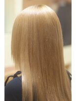ヨシユキコンディショニング&nbsp;ミセスのための縮毛矯正　ヘアスタイルの可能性髪質改善と共に