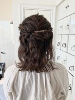 アブニールドール 大山台店&nbsp;【お呼ばれアレンジ】もこもこハーフアップ