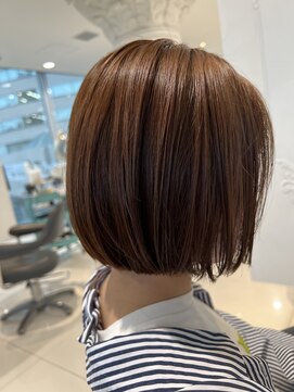 エアー 青山(AIR) ぷつっとボブ/グレーベージュ/内巻きボブ/10代.20代.30代