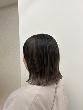 イェッカ パビル(YECCA pabil) バレイヤージュ