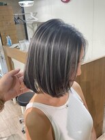 アップ(A+hair) ハイライトカラーミルクティーベージュケアブリーチ白髪ぼかし