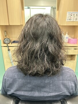 リバティシェアバーバー 銀座(LIBERTY SHARE BARBER) 【メンズパーマ】無造作ロングパーマ