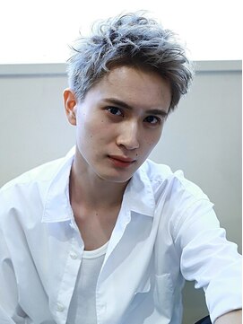 テーラヘアー 公津の杜店(TELA HAIR) シルバーアッシュ×アップバング【TELA HAIR 公津の杜店】