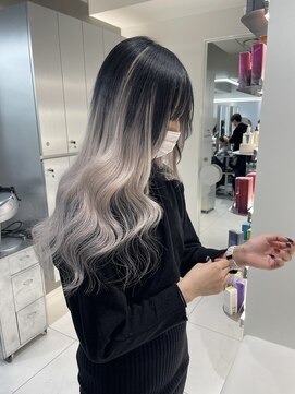 アールプラスヘアサロン(ar+ hair salon) 【新宿/新宿三丁目/ダブルカラー/ハイトーン/