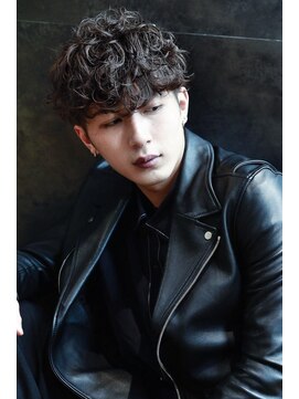 リップス 心斎橋(LIPPS) 刈り上げ マッシュ パーマ