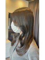 フィオーレ ヘアデザイン(FIORE hair design) アッシュ 透明感カラー セミロング レイヤー