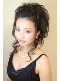 後れ毛あり　カールアップ