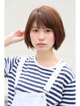 ロエナ(ROENA) ナチュラルひし形シルエットデザインカラー切りっぱなしボブ