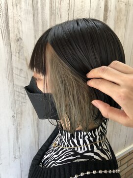 アウラニヘアーリゾート(AULANI Hair Resort) イルミナカラーインナーカラーホワイトベージュ