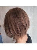 ショートボブ