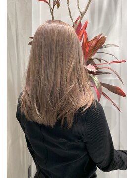 アルティファータ(artifata) ブリーチ ダブルカラー ハイトーン ベージュ ミルクティー