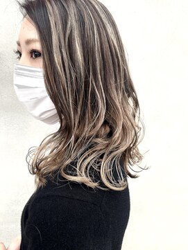 ヘアー クリエイティブ ハイ スタンダード(hair creative High-Standard) コントラストハイライト