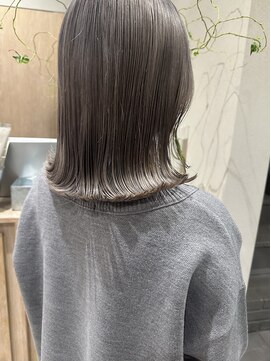 フェンヘアーアイス 中目黒(Fen.hair ici) 大人かわいいダブルカラーブリーチミルクグレージュカラー