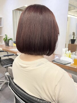 オウル(Owll) ＊ワインレッド深み暖色系カラー顎下2cmボブ＊