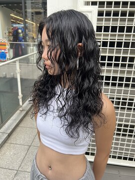 ピチカート(pizzicato) カーリーヘア/スパイラルパーマ