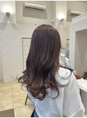 ピンクベージュ