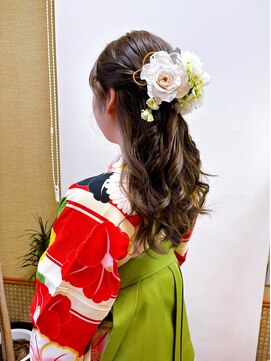 ヘアーボー ラーラ(hairbeau L'ala) 卒業式ヘア