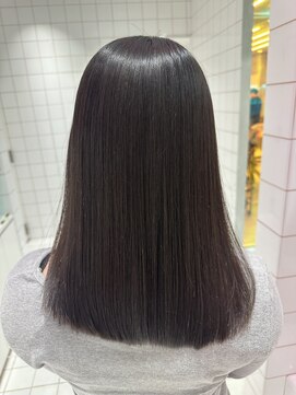 ロンドルーチェ 心斎橋(Lond luce) ダークアッシュ/ミディアムレイヤーカット［髪質改善/縮毛矯正］