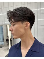 センターパートニュアンスパーマ