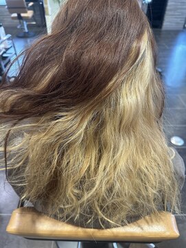 エース 間明店(A) ブリーチ縮毛矯正