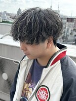 シェール(CHER)&nbsp;ツイストスパイラル　メンズパーマ　ツイスパハイライト