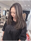 ハイライトカラーミルクティーベージュレイヤーカット