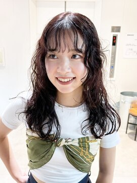 アイティー バイ アルバム 浦和店(IT by ALBUM) おくれ毛グレージュ韓国ヘアロング_ba528453